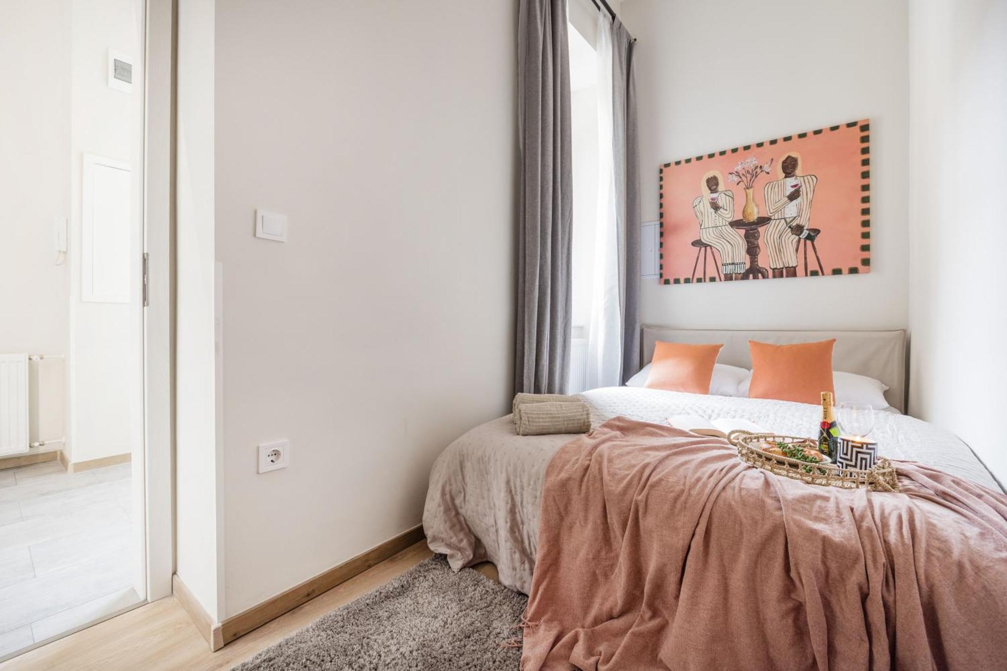 Central Budapest Oasis - Modern Charm, Timeless Comfort Eksteriør bilde