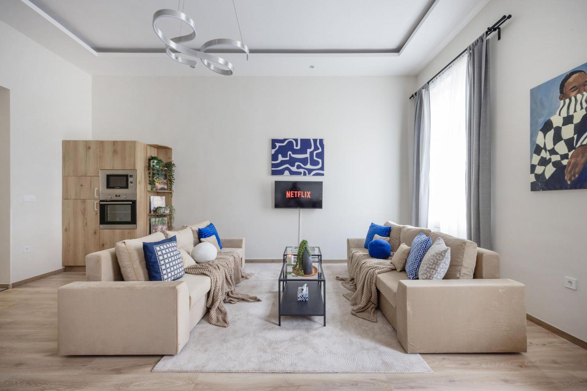 Central Budapest Oasis - Modern Charm, Timeless Comfort Eksteriør bilde