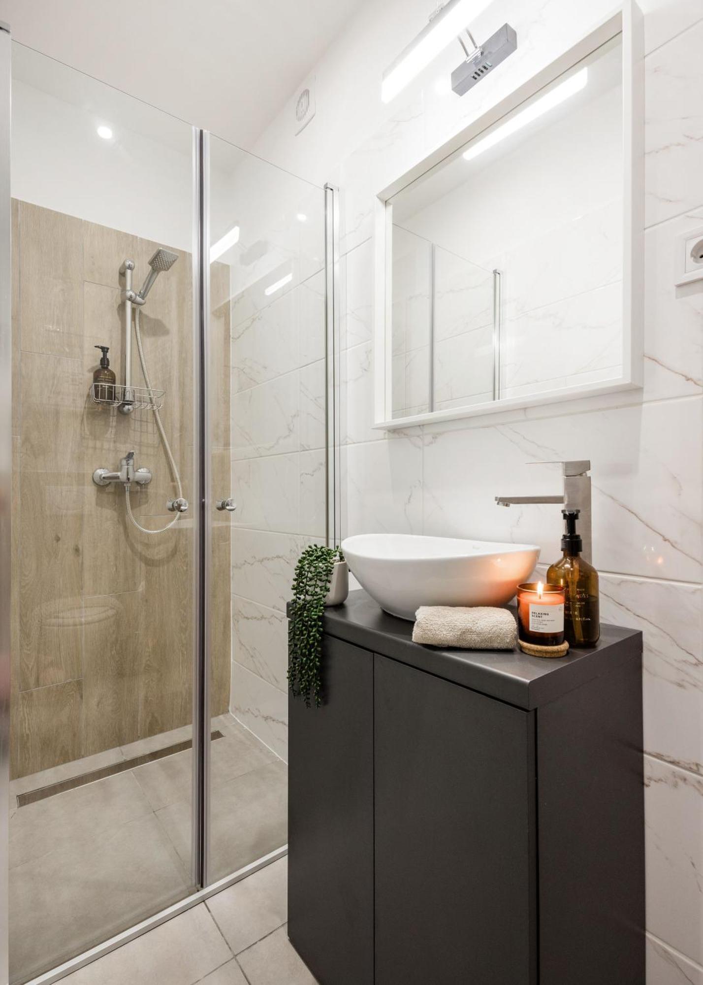 Central Budapest Oasis - Modern Charm, Timeless Comfort Eksteriør bilde