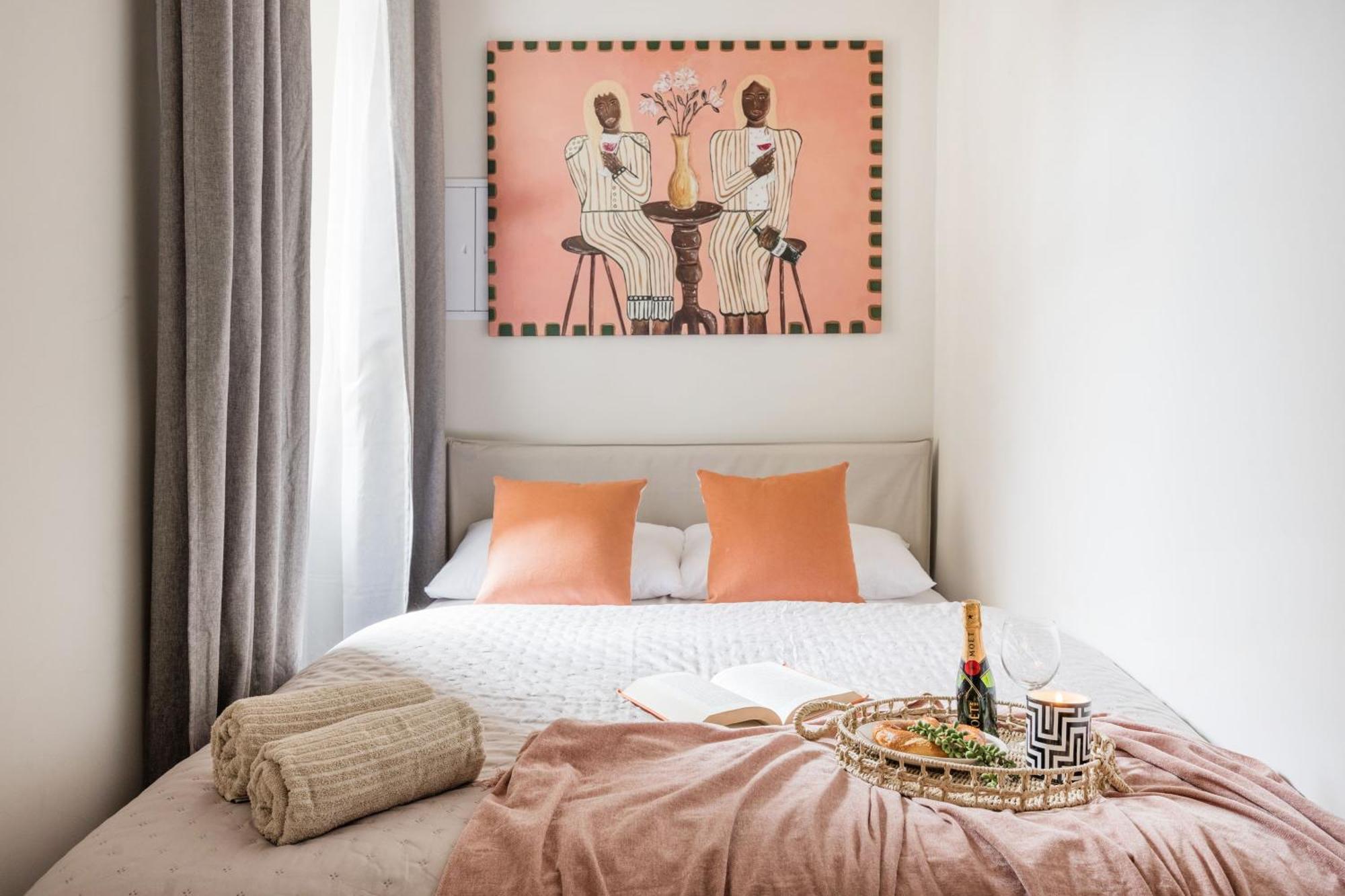 Central Budapest Oasis - Modern Charm, Timeless Comfort Eksteriør bilde