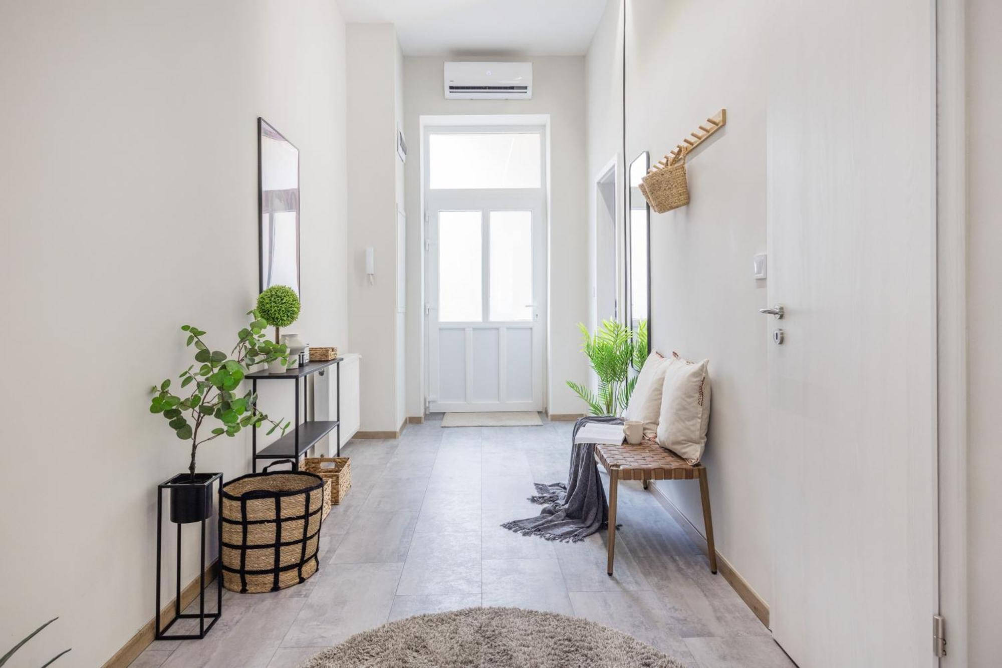 Central Budapest Oasis - Modern Charm, Timeless Comfort Eksteriør bilde