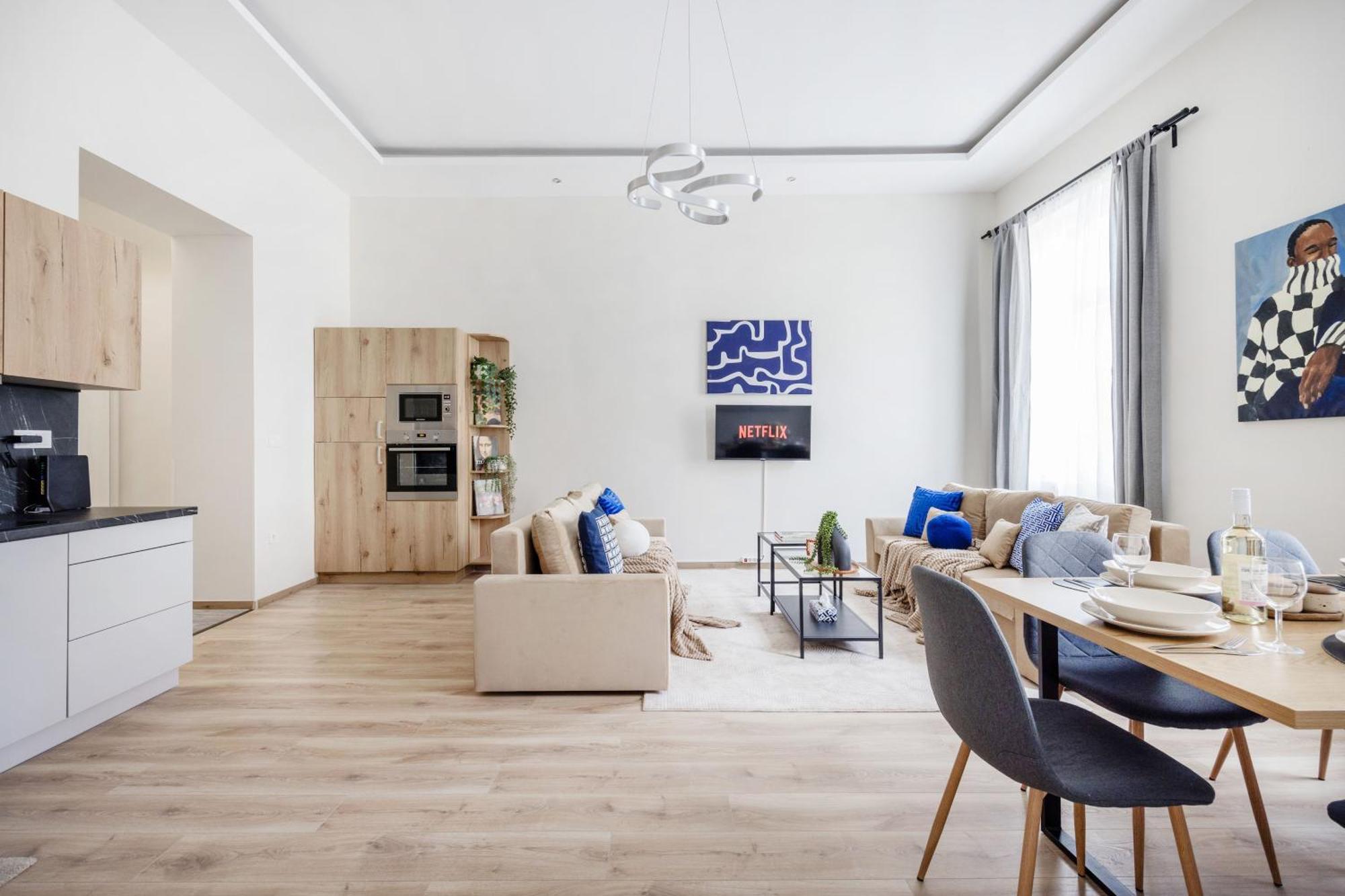 Central Budapest Oasis - Modern Charm, Timeless Comfort Eksteriør bilde